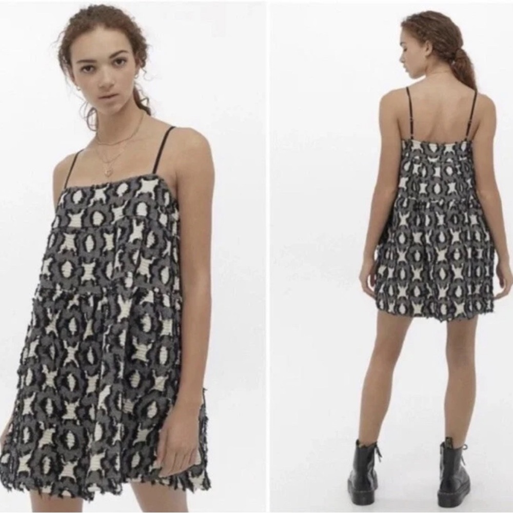 #567 Kimchi Blue Lauren Baby Doll Dress size XS